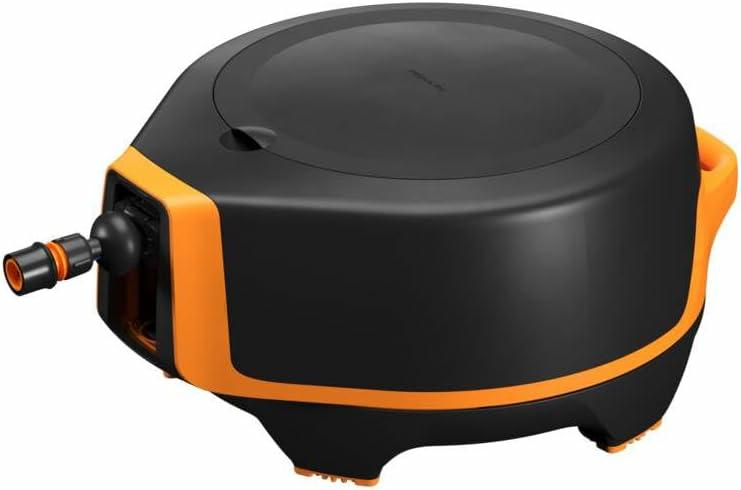 Fiskars Bobinadora Waterwheel XL, Set de riego todo incluido, Alcance 25 m, Retracción automática, Manguera de jardín (Ø 13 mm) y Conector de grifo universales, Negro/Naranja, X-Series, 1067549