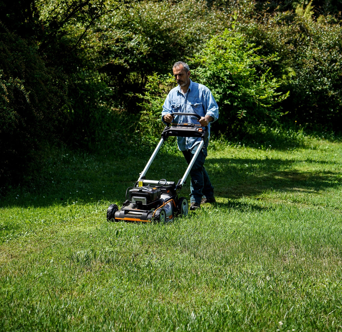 Worx WG761E - Cortacésped autopropulsado 53 cm NITRO 80V (4*20V) (4bat 4,0Ah)