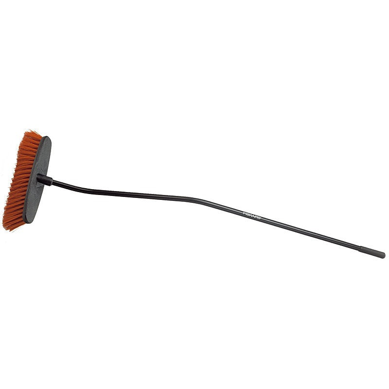 Fiskars 111511 - Escoba de jardinería