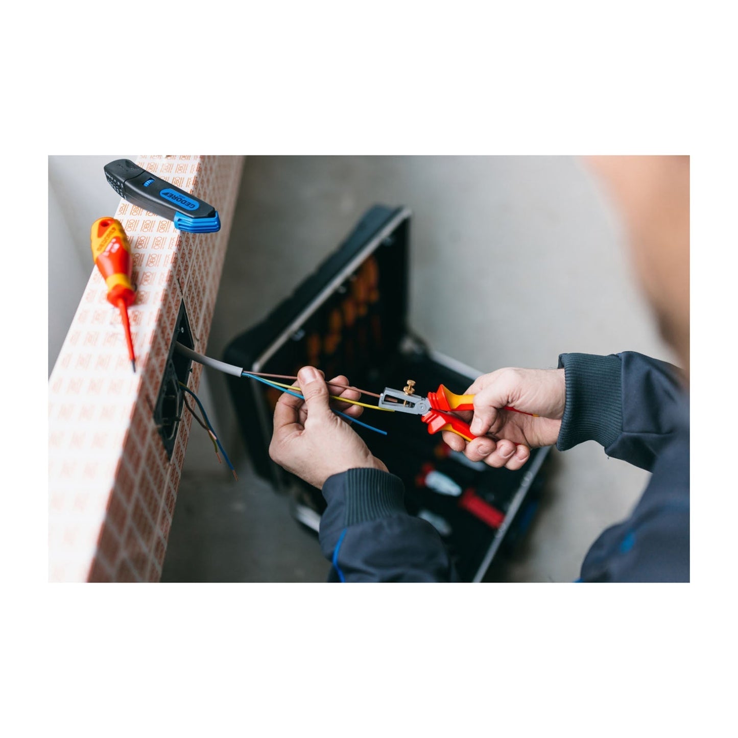 GEDORE VDE 8098 - 160 H - Alicate pelacable VDE 160 H - Ferrotecnia