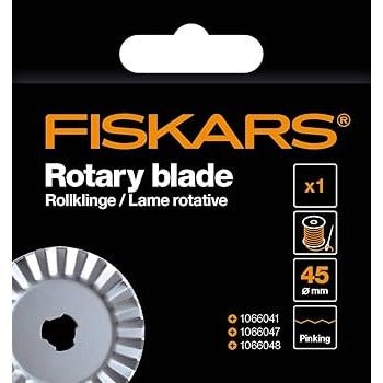 Original Fiskars Cuchilla de recambio, Cuchilla de cúter de titanio para cortes en zig zag, Incl. sujeción de cuchilla, Ø 45 mm, Acero con revestimiento de titanio, 1066045 - Ferrotecnia