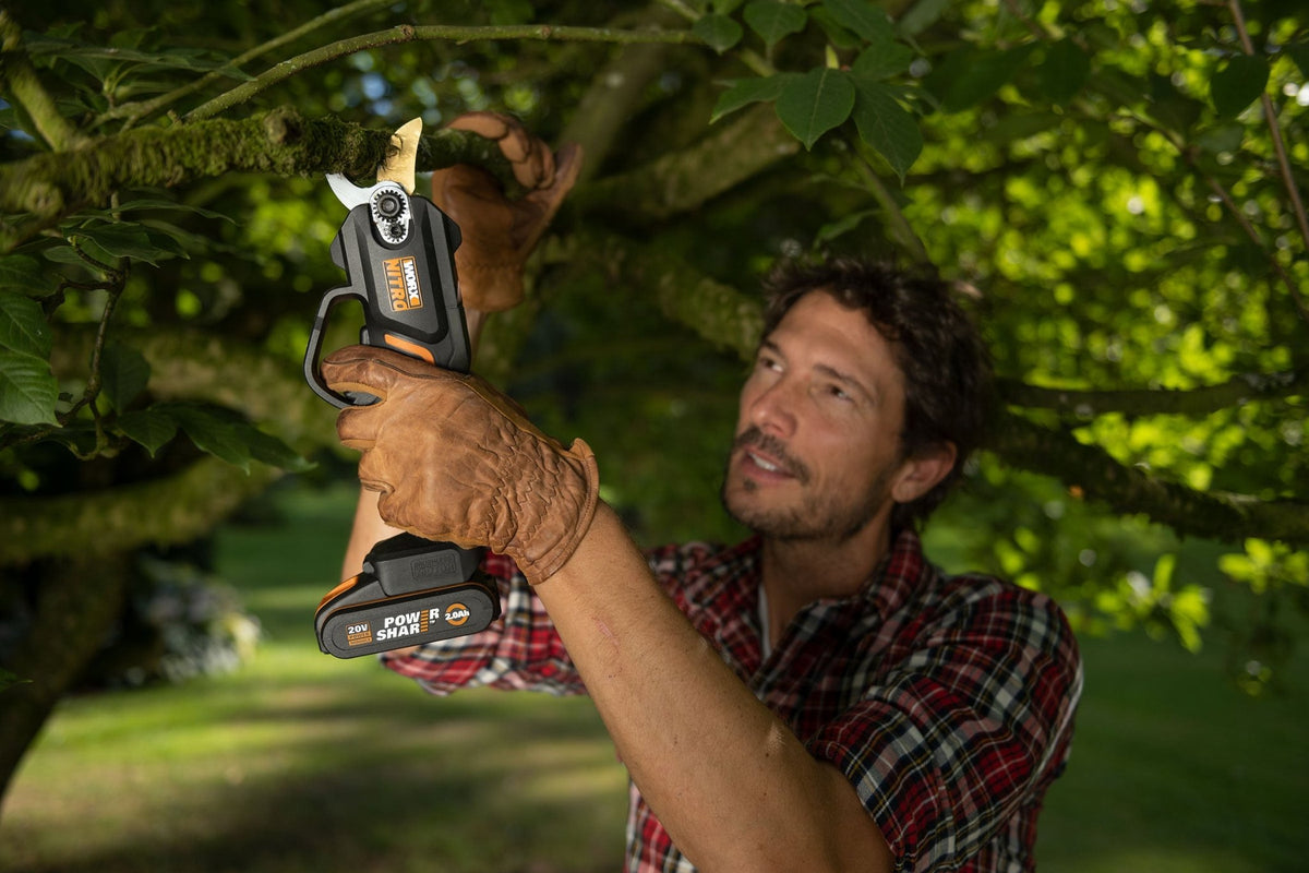 Worx WG330E - Tijeras de podar 22cm BL NITRO 20V (1bat 2,0Ah)