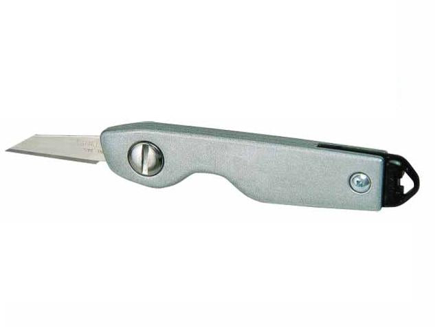 STANLEY Escalpelo de Bolsillo, con Hoja Retráctil, Cuerpo Metálico, longitud 110mm, Incluye 2 Hojas de Repuesto en su Interior, Compacto y Duradero, 0-10-598