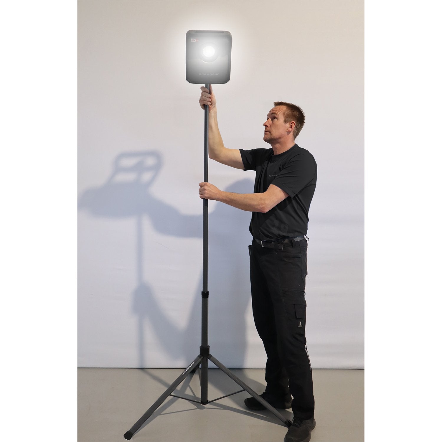 Scangrip 03.5685 - Soporte SCANGRIP TRIPOD 2M