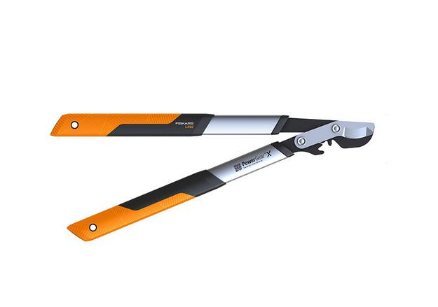 Fiskars Podadera con cuchilla bypass para madera verde, Sistema de cremallera PowerGear X, Talla S, Diámetro de corte: 3,8 cm, Cuchillas de acero templado con cubierta antiadherente, Longitud: 57 cm, Negro/Naranja, LX92, 1020186