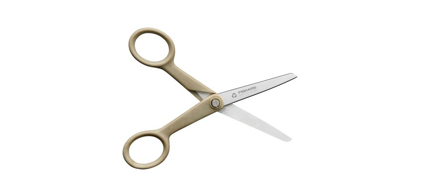 Fiskars ReNew Tijeras para manualidades, Longitud: 13 cm, Acero inoxidable/plástico reciclado, Fabricado con materiales 100% reciclables, 1062546