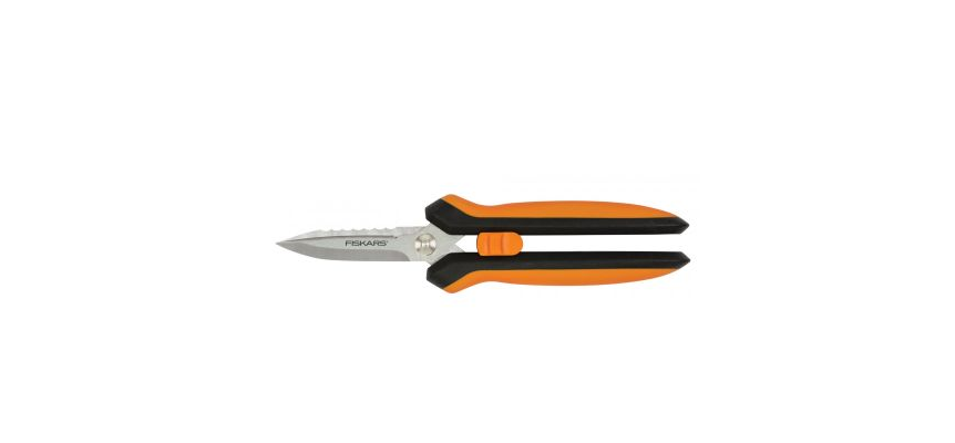 Fiskars Tijeras de jardín multiusos, Longitud: 20,6 cm, Cuchillas de acero inoxidable/mangos de plástico, Negro/Naranja, Solid, SP-320, 1063328