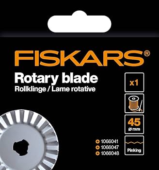 Original Fiskars Cuchilla de recambio, Cuchilla de cúter de titanio para cortes en zig zag, Incl. sujeción de cuchilla, Ø 45 mm, Acero con revestimiento de titanio, 1066045