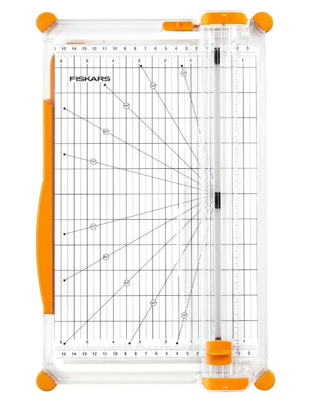 Fiskars SureCut Cortadora de papel, A4, Base ancha, Cortadora de papel con guía de línea de corte, Blanco/Naranja, 1077980.