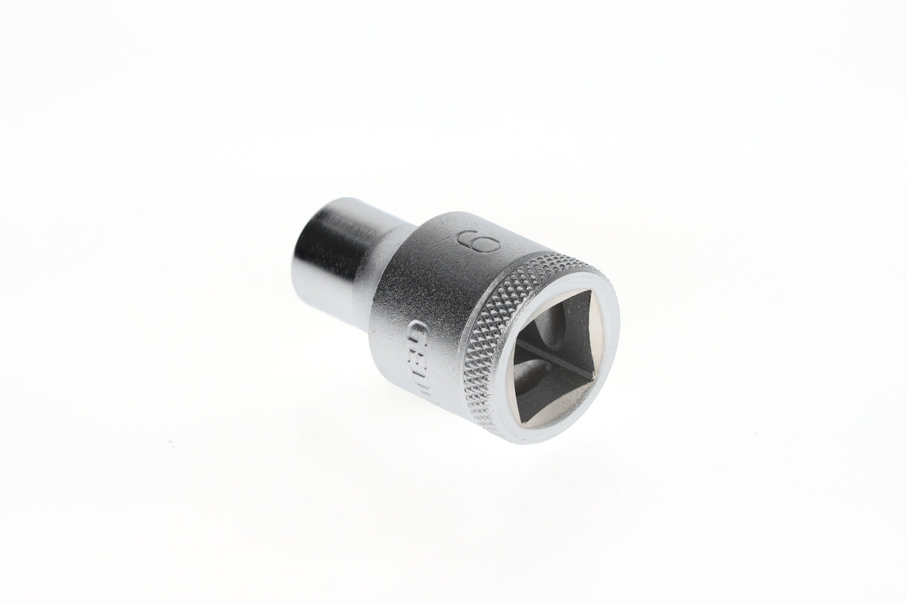 D 19 - Vasos de 1/2" con perfil UnitDrive para tornillos hexagonales
