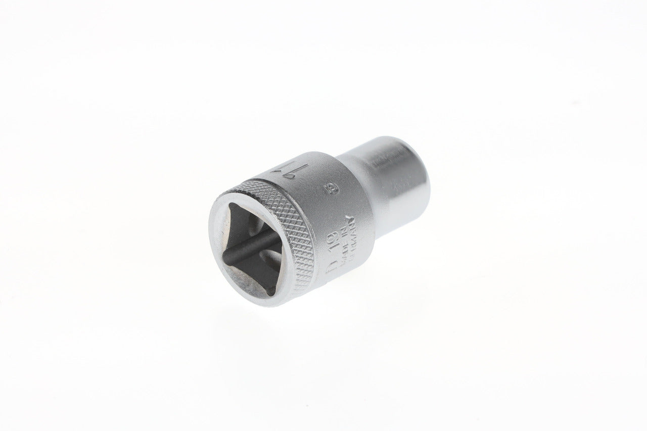 D 19 - Vasos de 1/2" con perfil UnitDrive para tornillos hexagonales