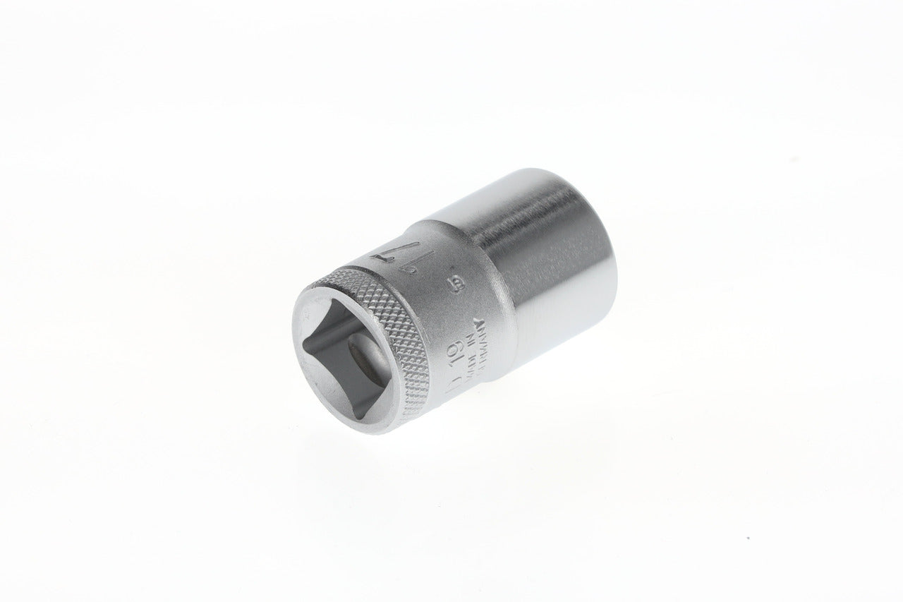 D 19 - Vasos de 1/2" con perfil UnitDrive para tornillos hexagonales