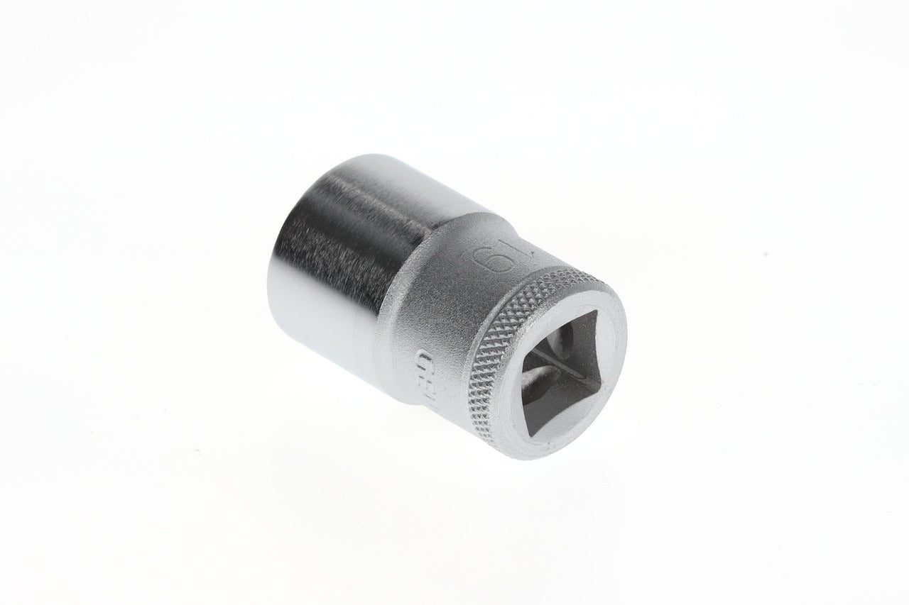 D 19 - Vasos de 1/2" con perfil UnitDrive para tornillos hexagonales