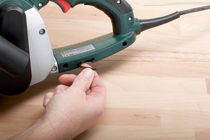Metabo 600375000 - Lijadora de cinta BAE 75