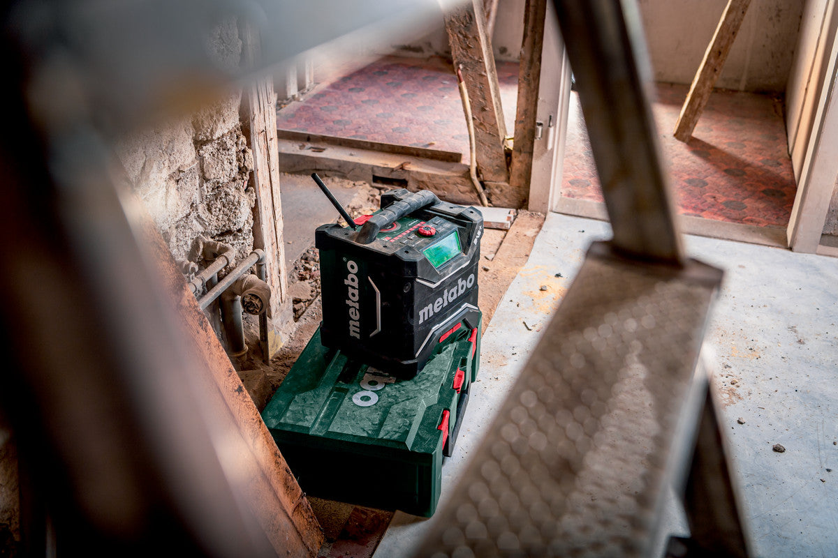 Metabo 600779850 - Radio para obras de batería RC 12-18 32W BT DAB+