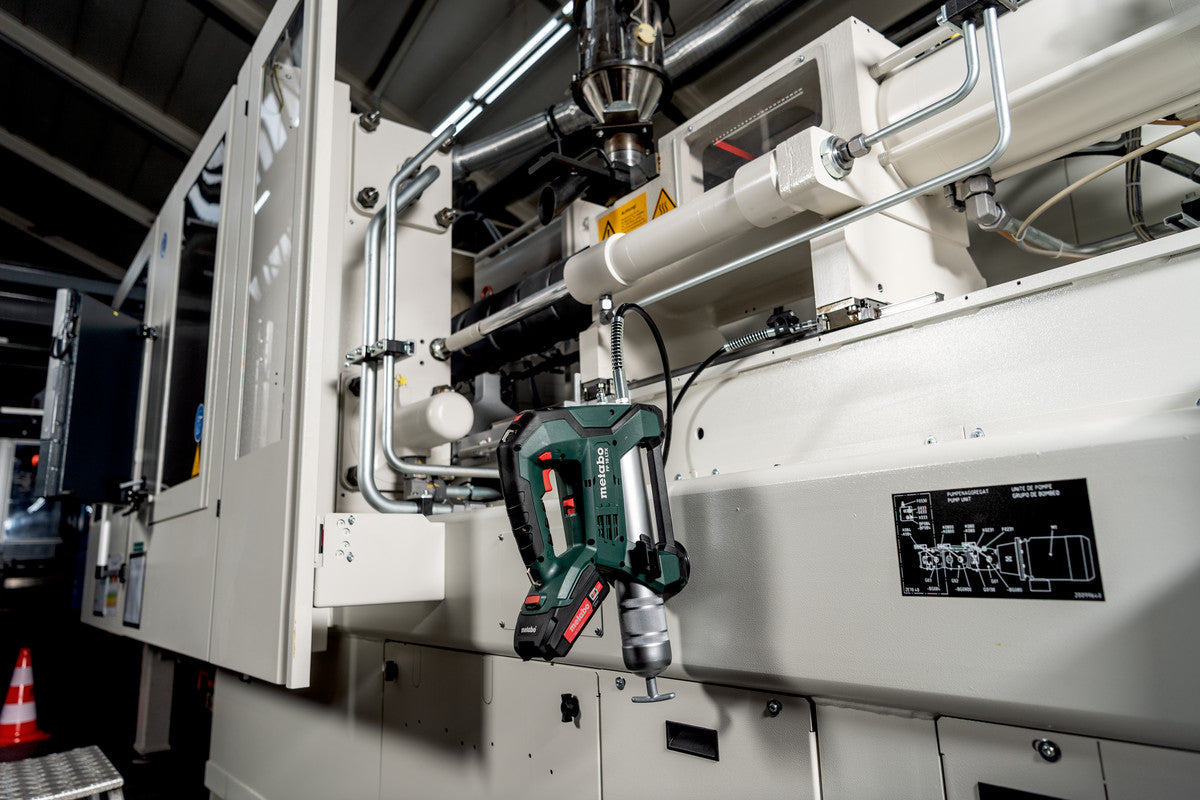 Metabo 600789850 - Engrasadora de batería FP 18 LTX