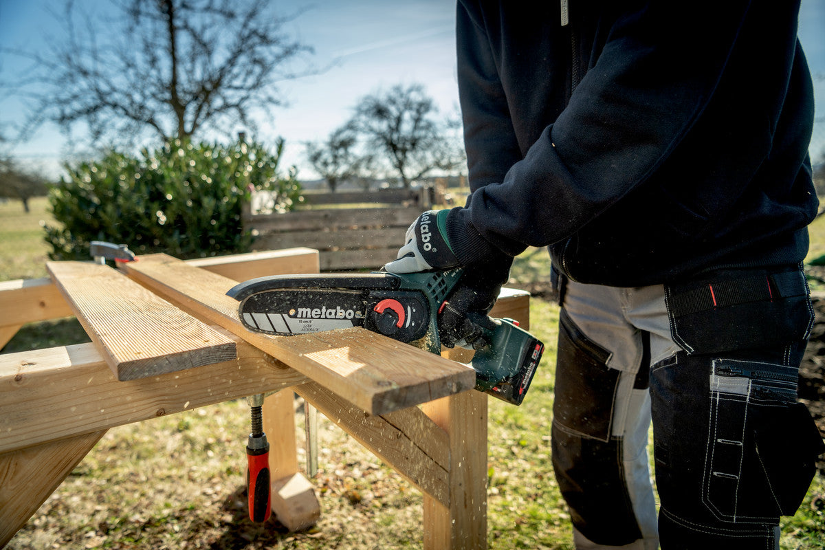 Metabo 600856500 - Sierra para madera de batería MS 18 LTX 15