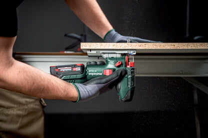 Metabo 601047840 - Sierra de calar de batería ST 18 L 90