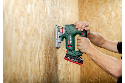 Metabo 601503840 - Sierra de calar de batería STAB 18 LTX 150 BL
