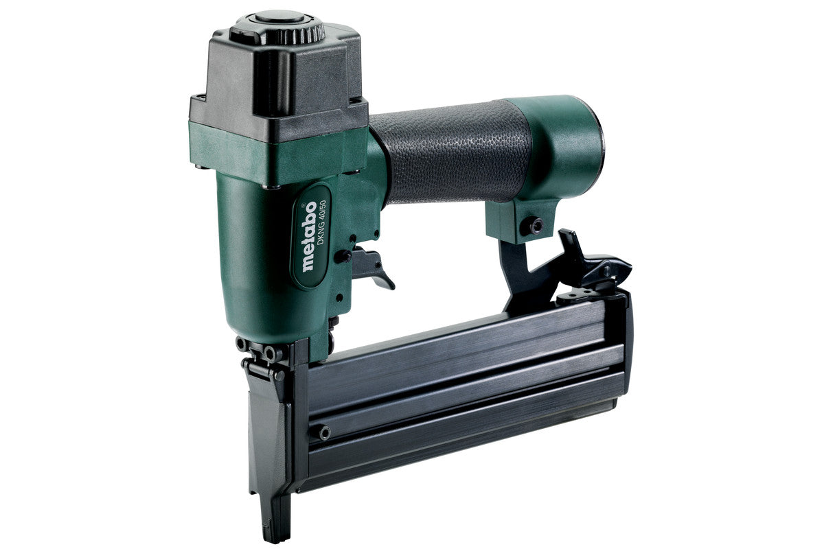 Metabo 601562500 - Grapadora clavadora neumática DKNG 40/50