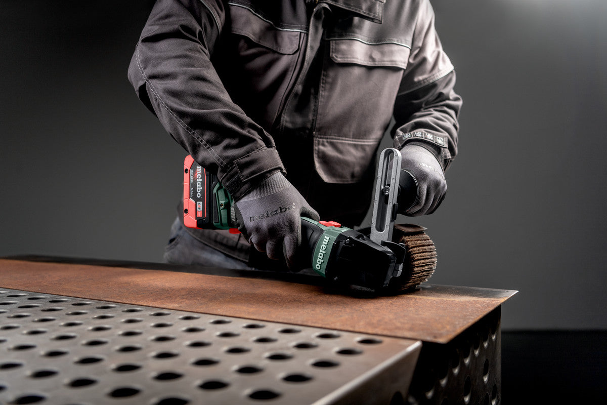 Metabo 601766840 - Satinadora de batería SVB 18 LTX BL 200