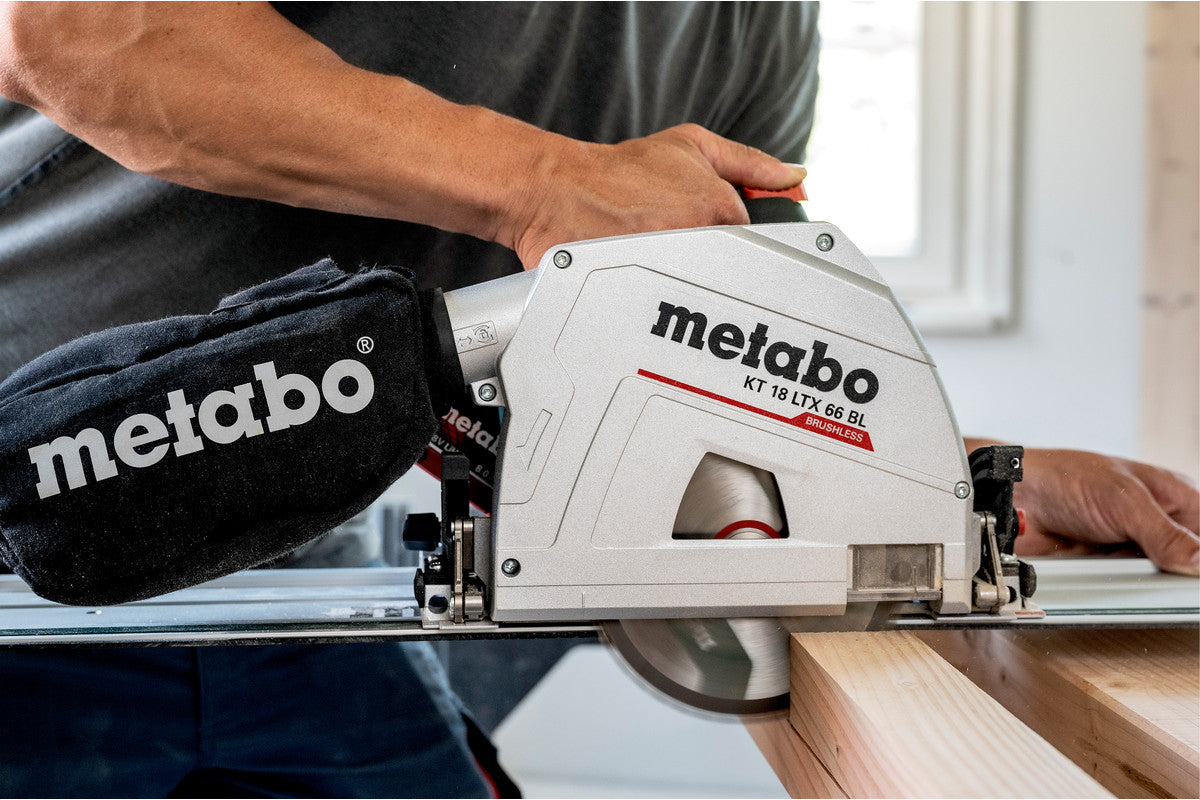 Metabo 601866810 - Sierra circular de inmersión de batería KT 18 LTX 66 BL