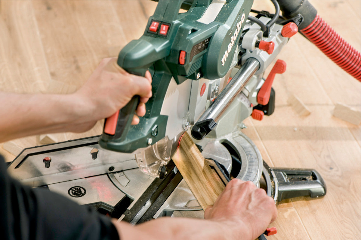 Metabo 612216000 - Ingletadora KGSV 72 Xact SYM