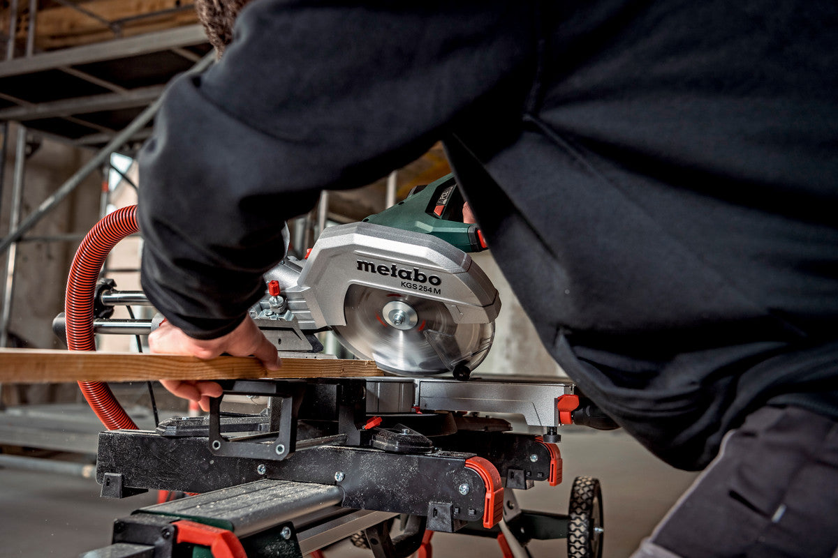 Metabo 613254000 - Tronzadora e ingletadora KGS 254 M