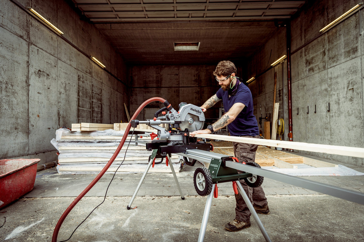 Metabo 613305000 - Tronzadora e ingletadora KGS 305 M