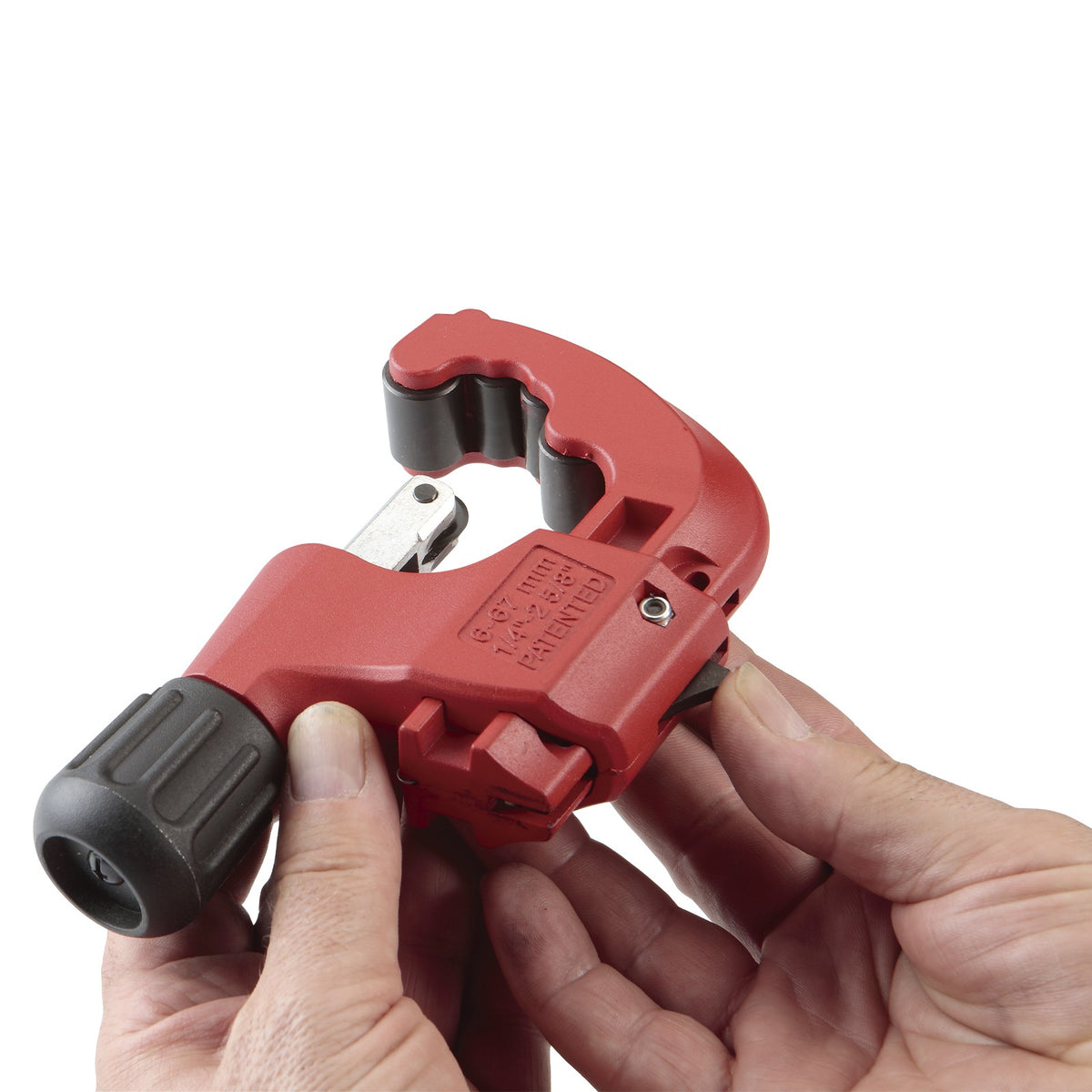 Dogher 675-013 - Cortatubos Regulable Para Metal 6-67Mm