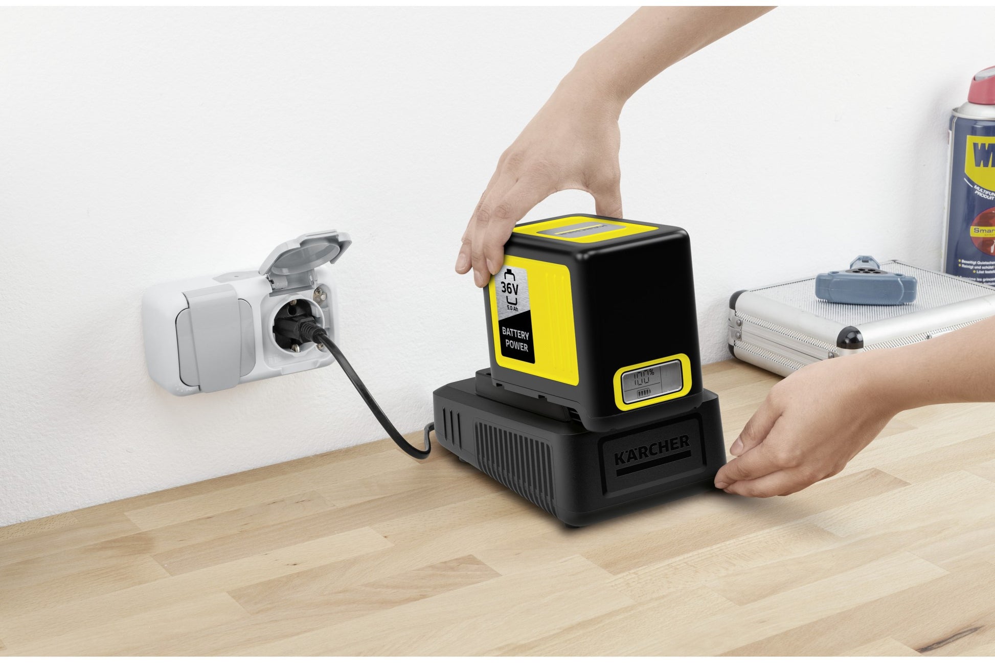 Kärcher 2.445-065.0 - Cargador y batería de 36 V 5.0 Ah