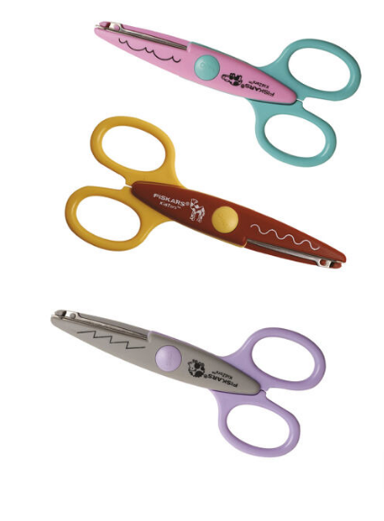 Fiskars Tijeras Decorativas para niños Animales del zoo, 3 unidades, Longitud: 13 cm, para diestros y zurdos, A partir de 4 años, Hoja de acero inoxidable/Mangos de plástico, Rosa/Rojo/Gris, Kidzors, 1003846, 1.8x17.5x22.4 cm