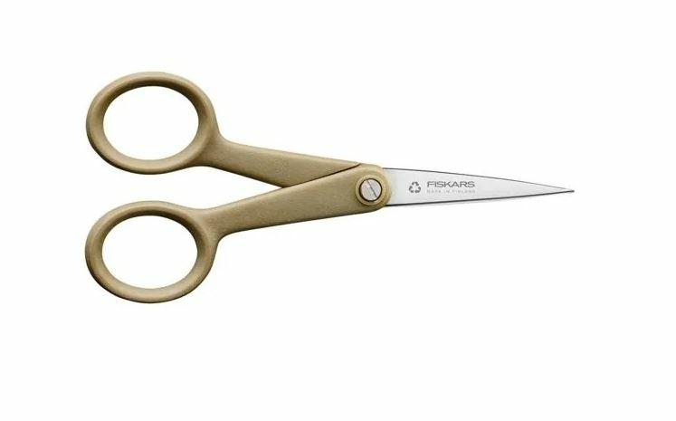 Fiskars ReNew Tijeras de mano, Longitud: 12 cm, Acero inoxidable/plástico reciclado, Fabricado con materiales 100% reciclables, 1062547