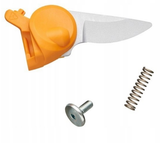 Fiskars Cuchilla de repuesto para tijeras de jardín Bypass de la serie M P921 (1057173), Incluye muelle y tornillo, Cuchilla de acero inoxidable, 1064260