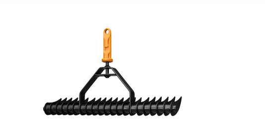 Fiskars OneClick Aireador de Césped, Accesorio de Rastrillo para Eliminar Musgo y Fieltro, Cambio Sin Esfuerzo en 1 Clic, Púas de Acero Endurecido, Negro y Naranja, 1080679