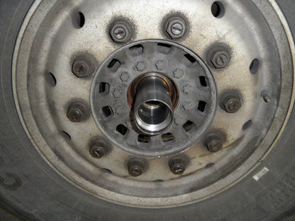 KL-1027-4582 - Centering bushing for wheel bearing, L&amp;R, Ø 82 mm