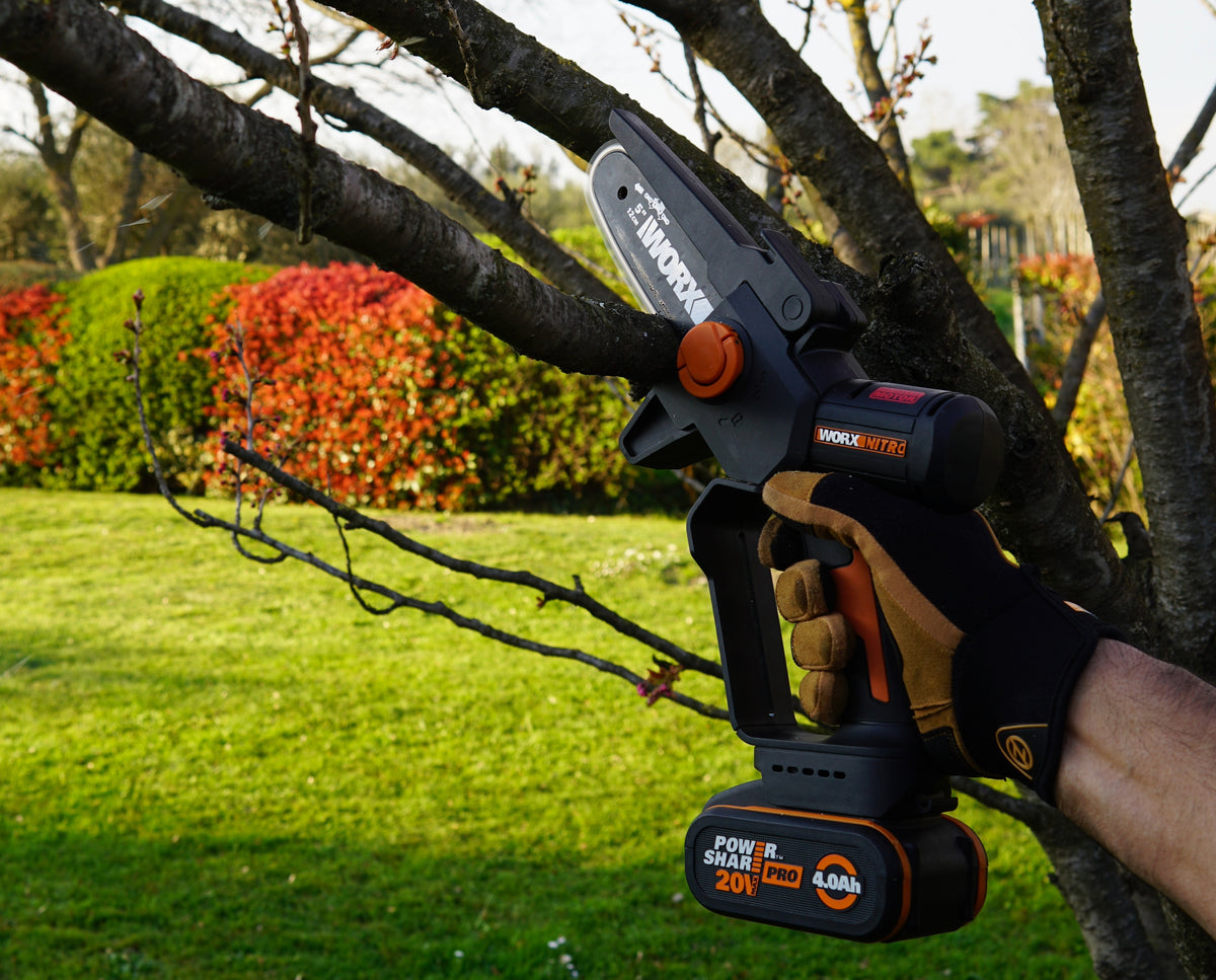 Worx WG325E.9 - Mini motosierra podadora 12cm BL NITRO 20V (S/bat)