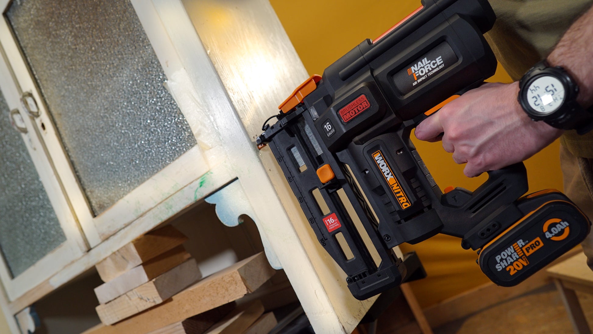 Worx WX841 - Clavadora BL NITRO 20V (1bat 2,0Ah)