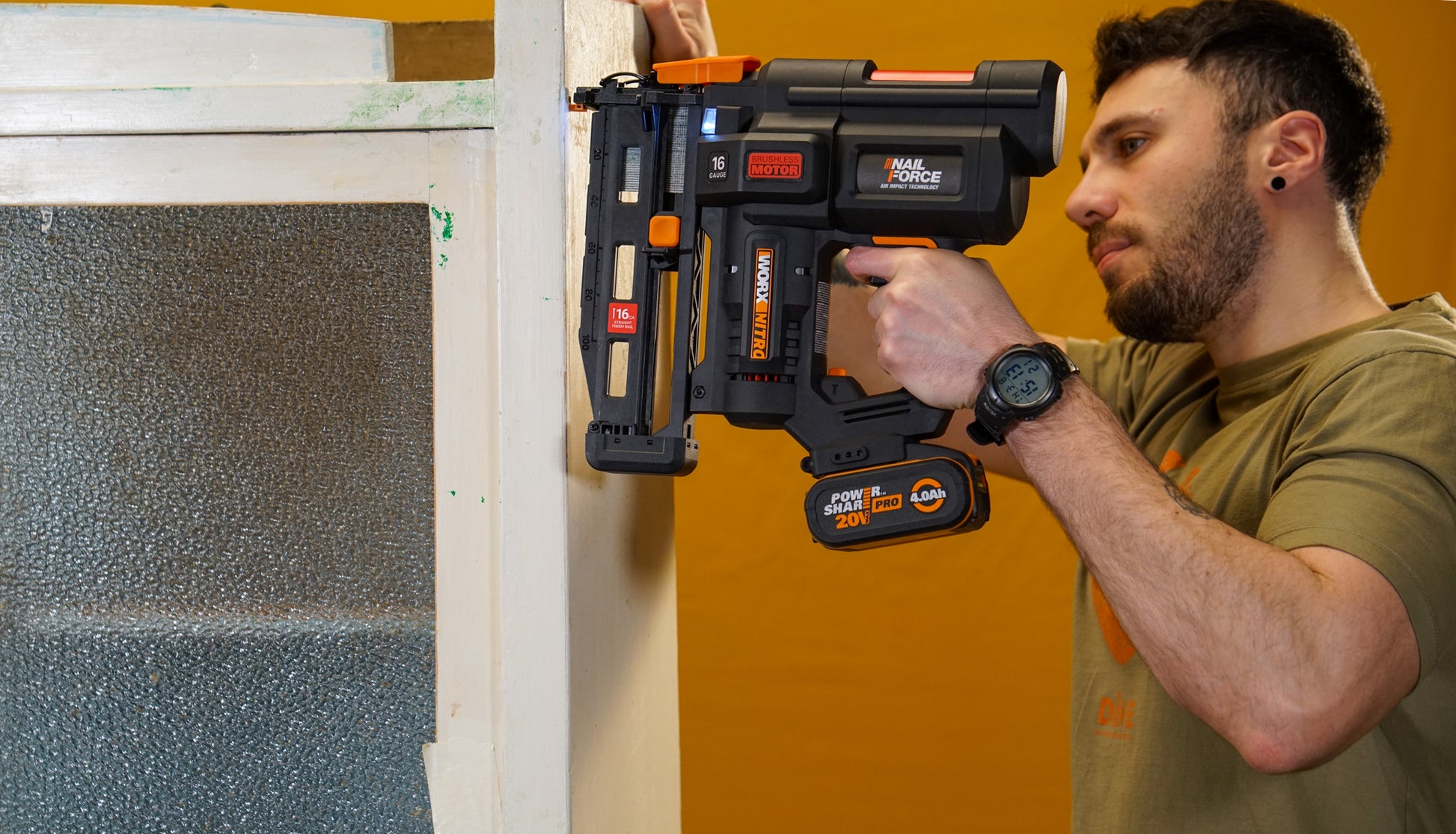 Worx WX841 - Clavadora BL NITRO 20V (1bat 2,0Ah)