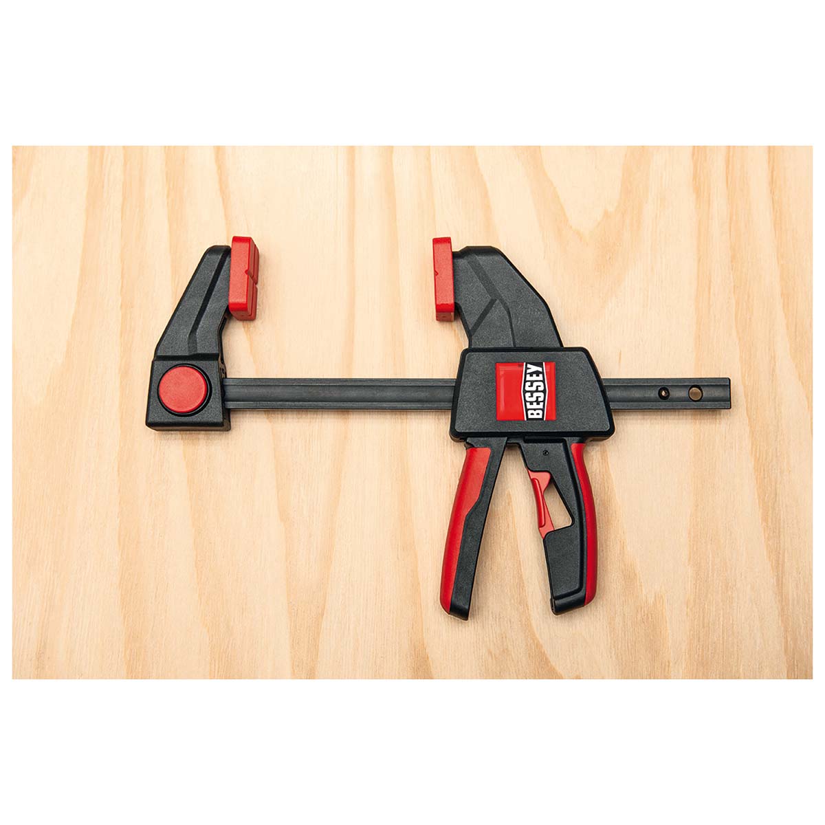 Bessey EZXL90 - 9 - Tornillo de apriete monomanual Bessey EZXL 900/90 - Ferrotecnia