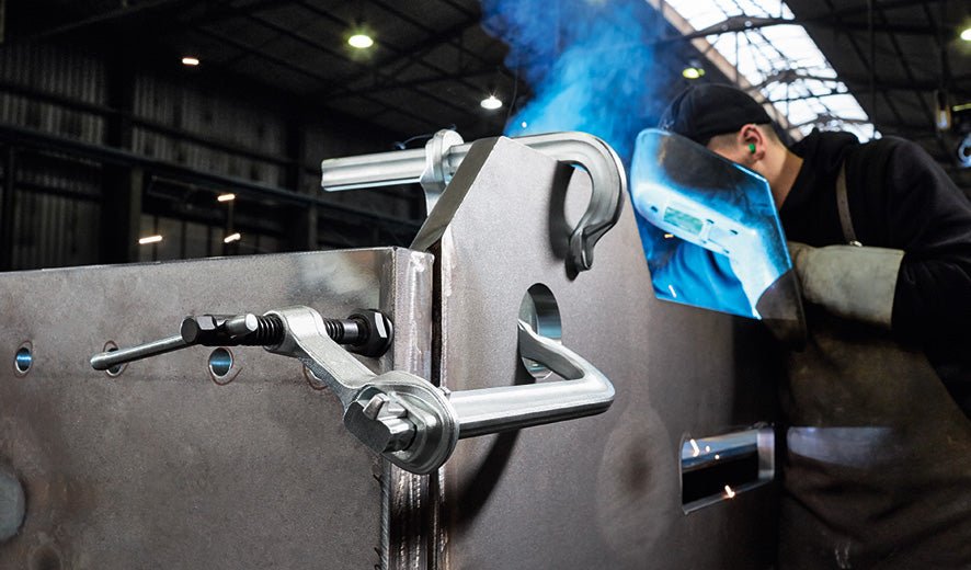 Bessey STBVC15 - Tornillo de apriete de acero forjado de alta potencia STBVC 150 mm - Ferrotecnia