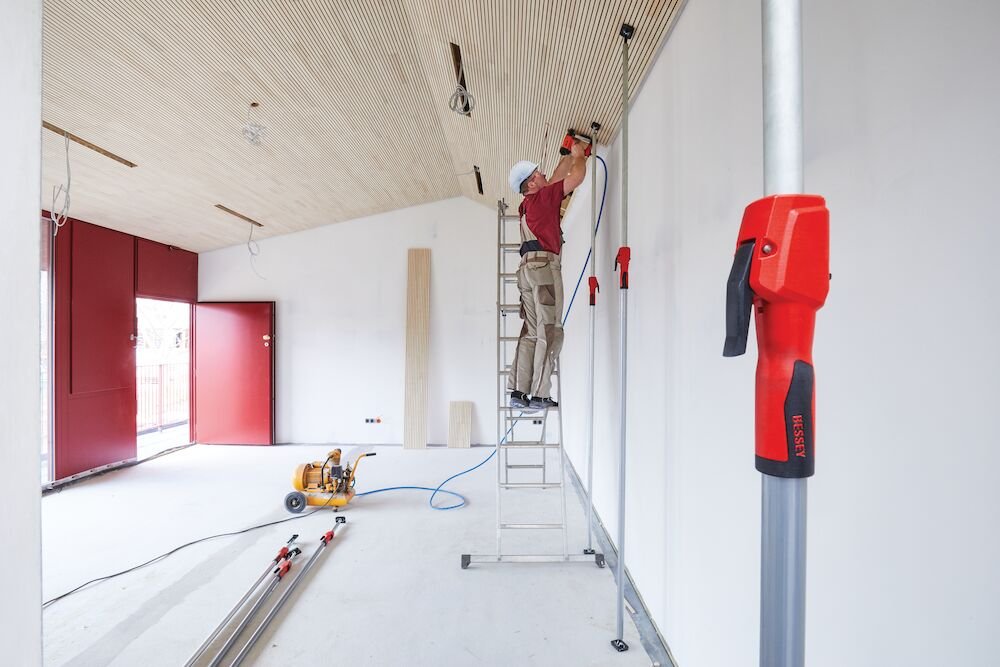 Bessey STE 300 - Puntal de expansión con mecanismo de bombeo de 1,7 a 3 metros - Ferrotecnia