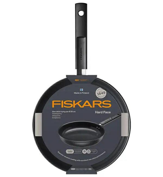 Fiskars Sartén, Hard Face, Diámetro 28 cm, Apta para todas las Cocinas, Revestimiento Antiadherente, Resistente a los Arañazos, Aluminio/Plástico, Negro, 1075520