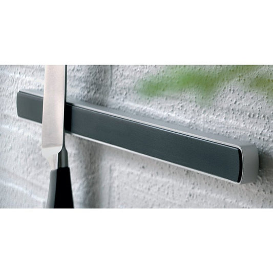Fiskars Barra magnética para cuchillos, Longitud: 32 cm, Metal/Plástico, Functional Form, Negro/Plata, 1001483