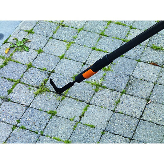 Fiskars Cuchillo raspador para terraza, Deshierbe entre las losas/pavimentos, Cabezal de herramienta QuikFit, Longitud: 25 cm, Cuchilla de acero, Negro/Naranja, QuikFit, 1000687