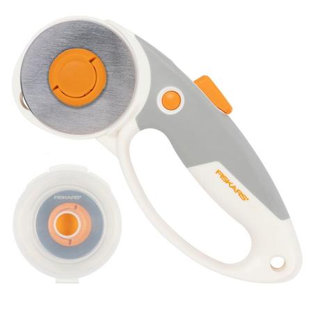 Fiskars DuoLoop Cúter rotatorio de titanio, Cúter giratorio con mango de bucle, Para diestros y zurdos, Diámetro de la hoja: 45 mm y 60 mm, Naranja/Blanco/Gris, 1066048
