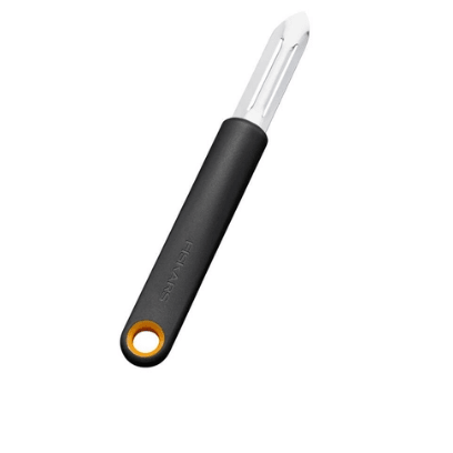 Fiskars Functional Form Pelador con cuchilla fija, Pelador universal para frutas y verduras, Punta afilada, Cuchilla de acero inoxidable/Mango de plástico, Negro/Naranja, 1079907 - Ferrotecnia