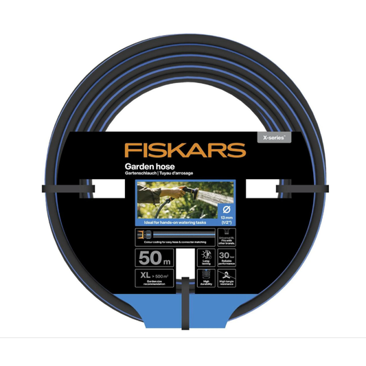 Fiskars Manguera de Jardín XL, Serie X, Manguera de Agua para Riego Manual, 13 mm (1/2"), Longitud: 50 m, Conexión Universal, Resistente a Rayos UV, Heladas y Torsiones, Azul, 1076046