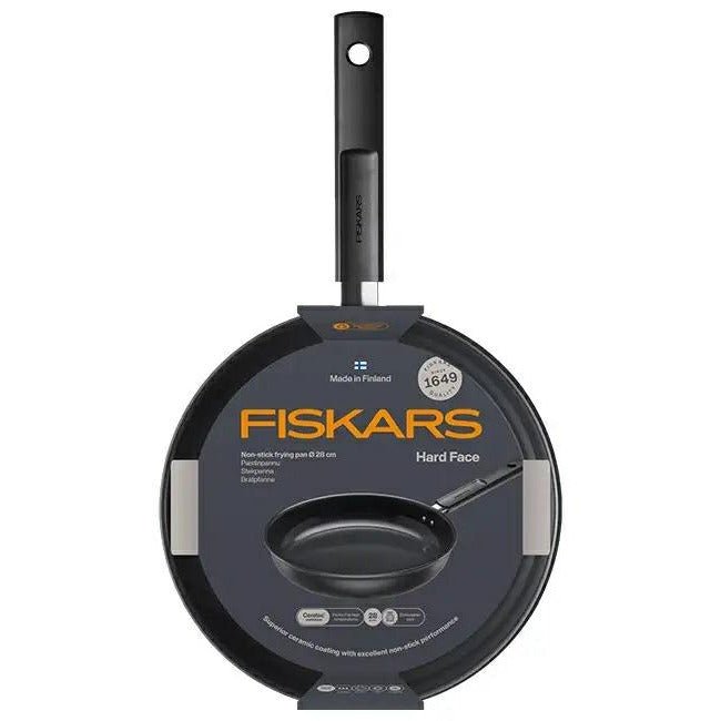 Fiskars Sartén, Hard Face, Diámetro 28 cm, Apta para todas las Cocinas, Revestimiento Antiadherente, Resistente a los Arañazos, Aluminio/Plástico, Negro, 1075520 - Ferrotecnia