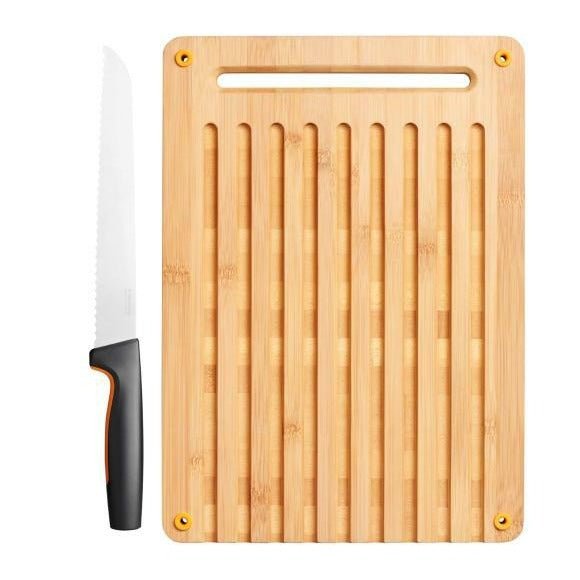 Fiskars Tabla de cortar y cuchillo para pan de bambú, Functional Form, Bambú/acero inoxidable japonés/plástico, 1057551 - Ferrotecnia